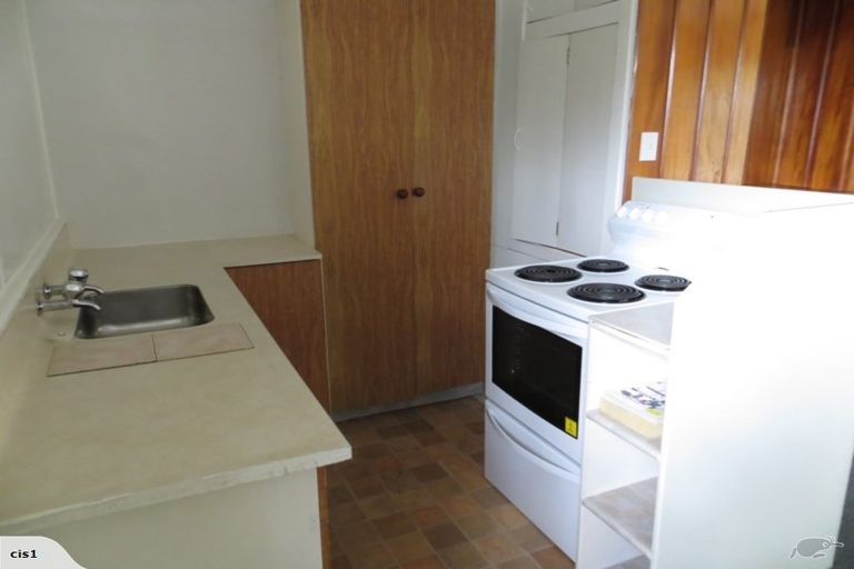 Photo of property in 1/25 Hillcrest Road, Papatoetoe, Auckland, 2025