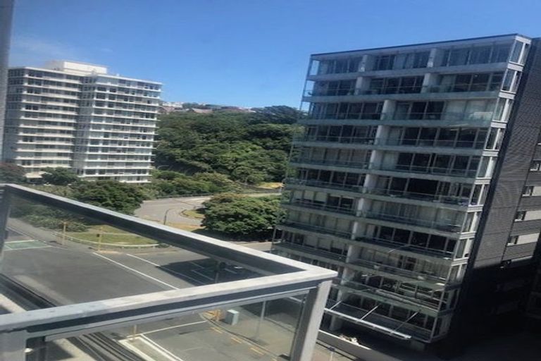 Photo of property in Terrace Heights Apartments, 9b/163 The Terrace, Wellington Central, Wellington, 6011