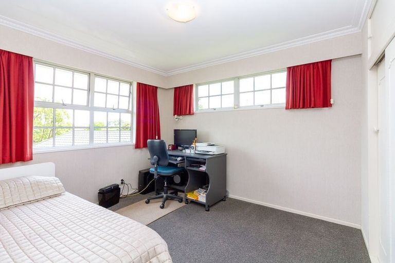 Photo of property in 6a Ihaka Street, Hokowhitu, Palmerston North, 4410