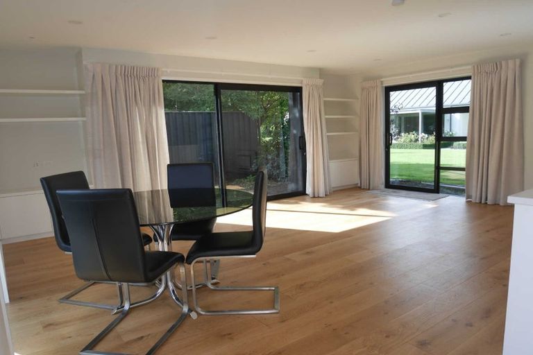 Photo of property in 26 Garden Road, Merivale, Christchurch, 8014