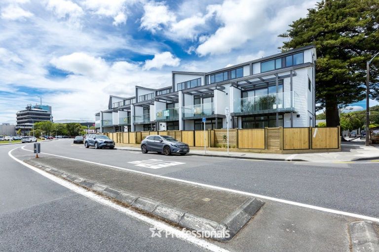 Photo of property in 1 Myrtle Street, Hutt Central, Lower Hutt, 5010