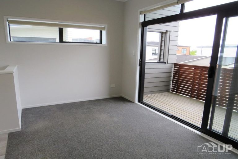 Photo of property in 166 Hobsonville Point Road, Hobsonville, Auckland, 0616