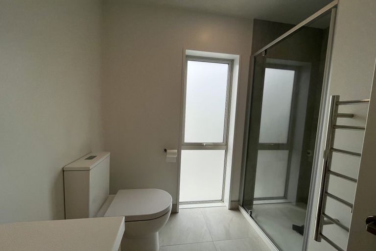 Photo of property in 3/160 Hills Road, Edgeware, Christchurch, 8013