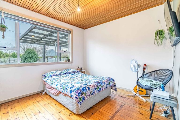 Photo of property in 13 Cumnock Street, Wallacetown, 9816