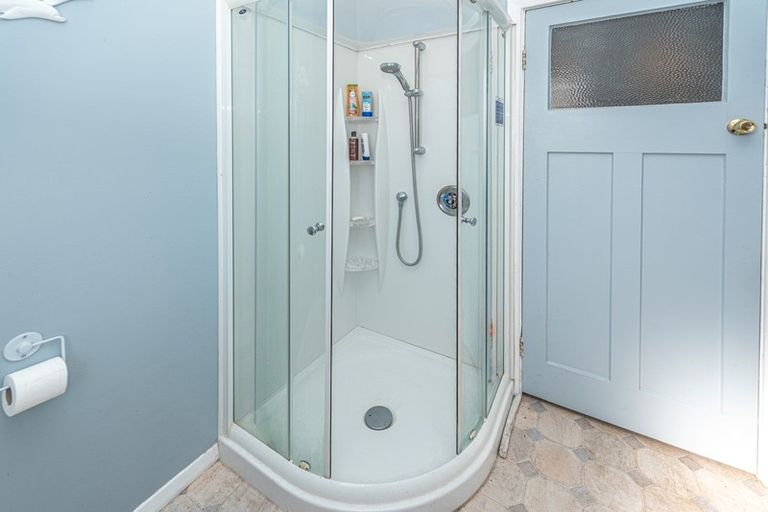 Photo of property in 26 Egmont Street, Castlecliff, Whanganui, 4501