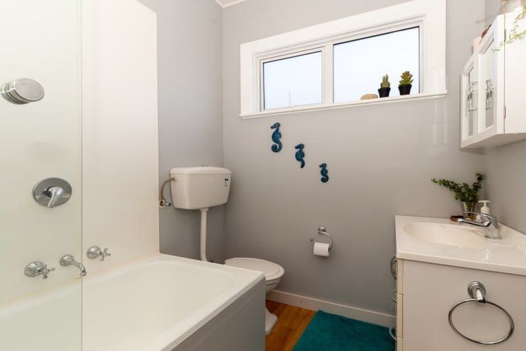 Photo of property in 1/39 Leitch Street, Somerfield, Christchurch, 8024