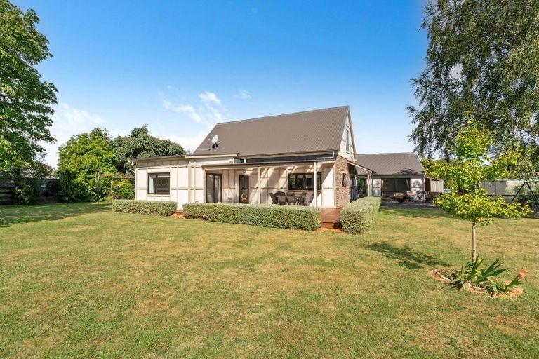 Photo of property in 96b Kent Street, Carterton, 5713