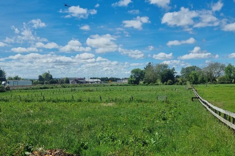 Photo of property in 3a Mcleavey Road, Ohau, Levin, 5570