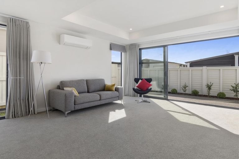 Photo of property in 92 Saint Pauls Drive, Brookfield, Tauranga, 3110