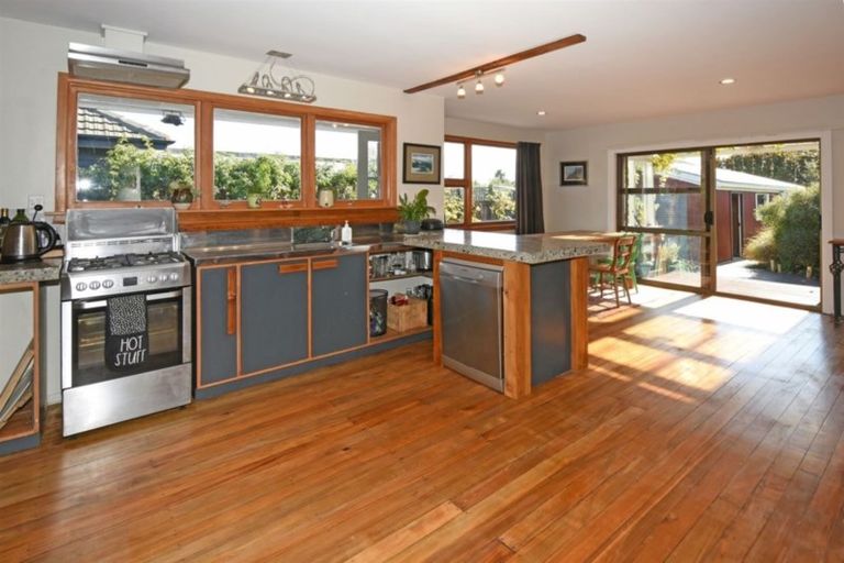 Photo of property in 36 Blake Street, New Brighton, Christchurch, 8061