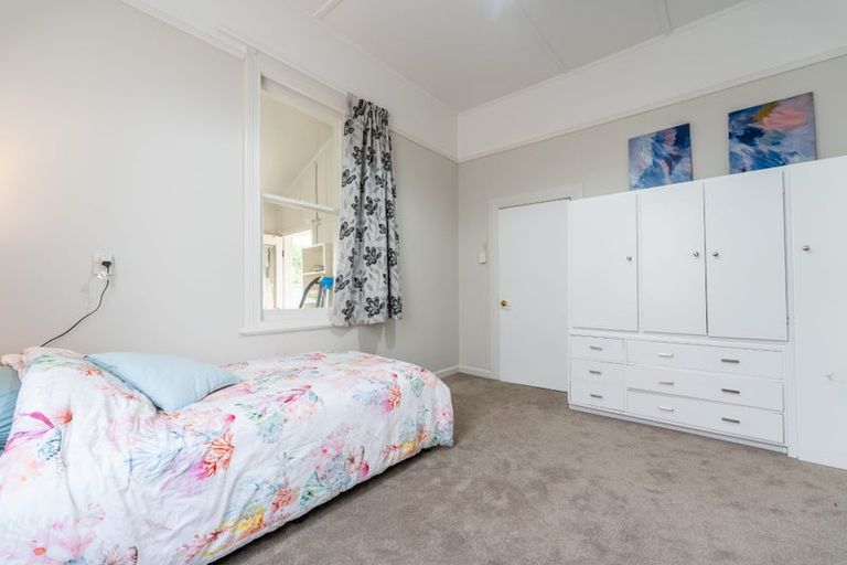 Photo of property in 100 High Street, Waimate, 7924