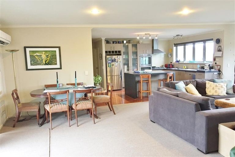 Photo of property in 22 Longbeach Drive, Castlecliff, Whanganui, 4501