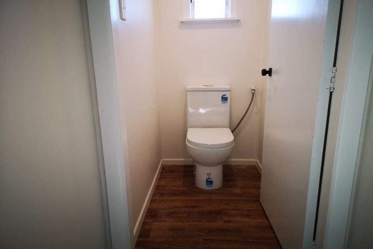 Photo of property in 706 Te Atatu Road, Te Atatu Peninsula, Auckland, 0610