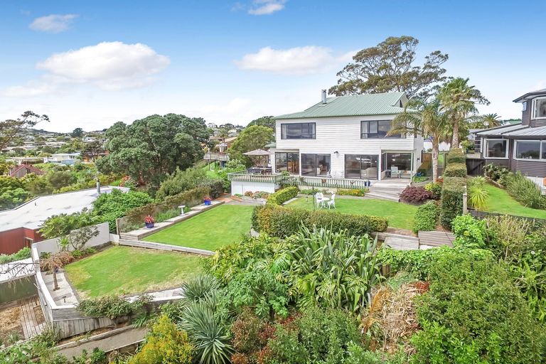 Photo of property in 56c Rawhiti Road, Manly, Whangaparaoa, 0930