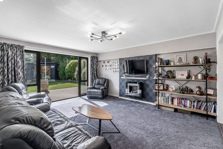 Photo of property in 34 Cruickshank Crescent, Rosedale, Invercargill, 9810