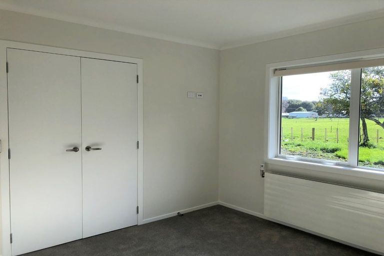 Photo of property in 72 Kuku Beach Road, Kuku, Levin, 5570