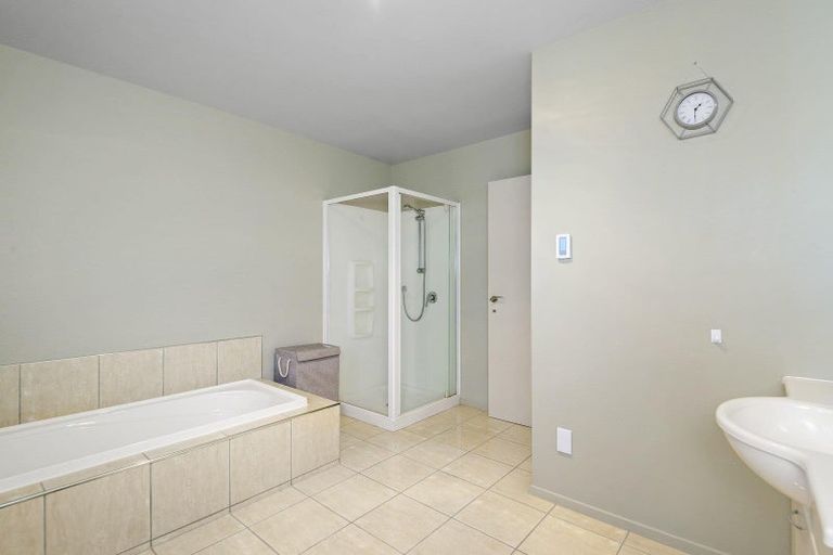 Photo of property in 3 Skyedale Drive, Harewood, Christchurch, 8051