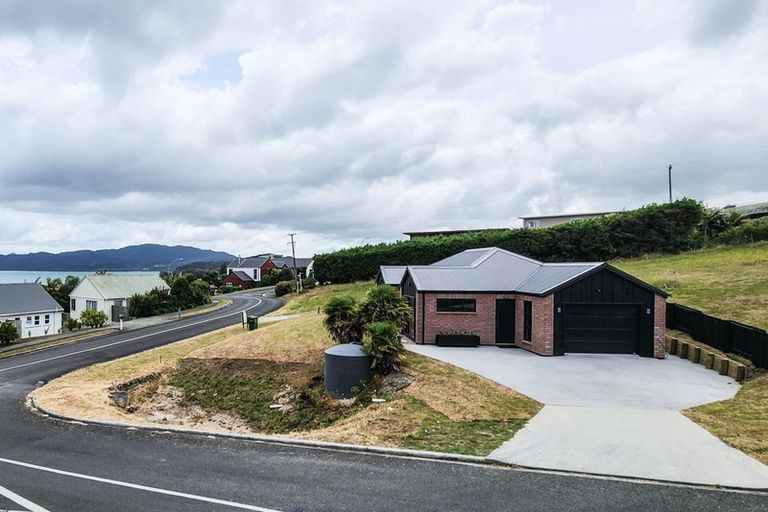 Photo of property in 1 Midgard Road, Coopers Beach, 0420