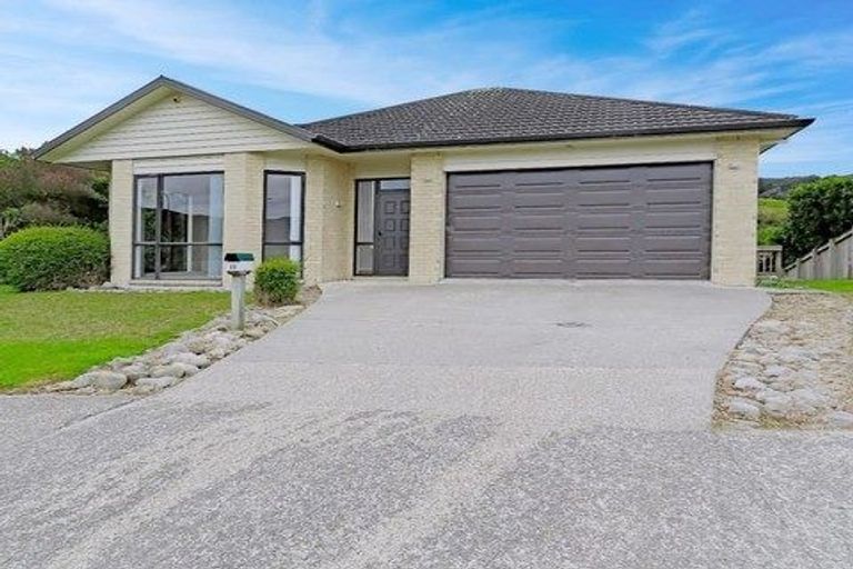 Photo of property in 89 Kirton Drive, Riverstone Terraces, Upper Hutt, 5018