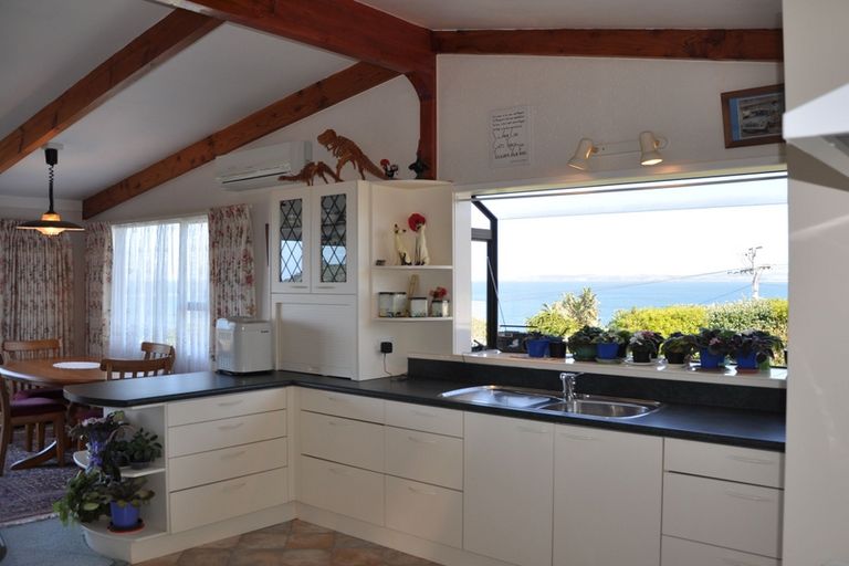 Photo of property in 63 Barrier View Road, Leigh, 0985