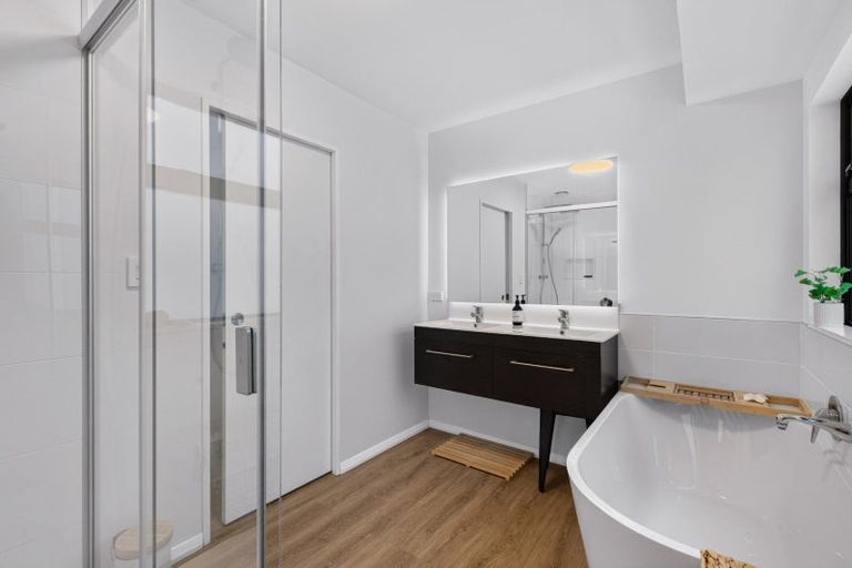 Photo of property in 12 Wainscott Street, Greenmeadows, Napier, 4112