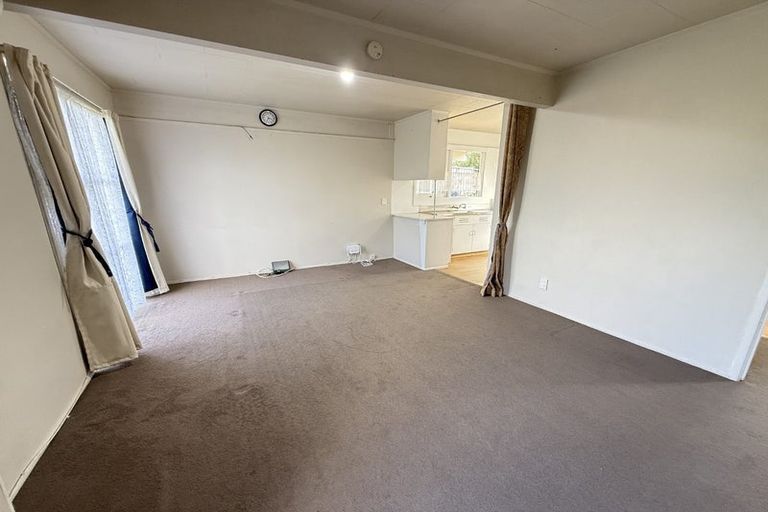 Photo of property in 1/17 Quennell Avenue, Favona, Auckland, 2024