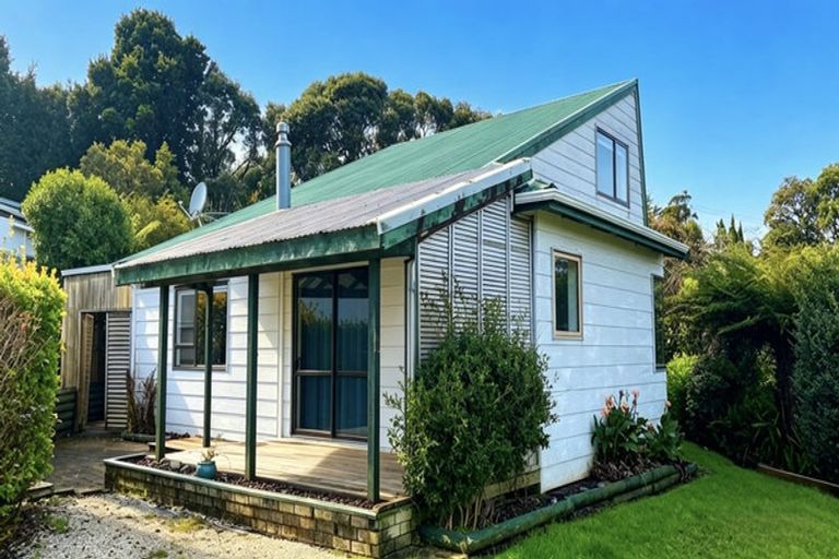 Photo of property in 624 Whangaparaoa Road, Stanmore Bay, Whangaparaoa, 0932