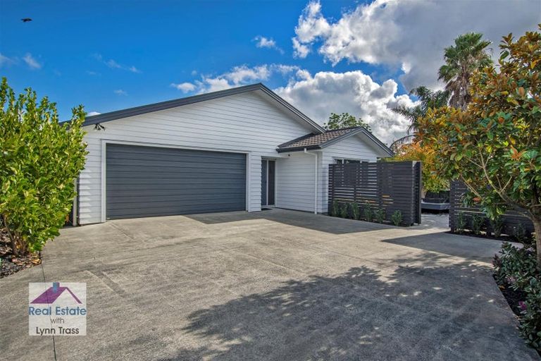 Photo of property in 10 Madison Place, Morningside, Whangarei, 0110