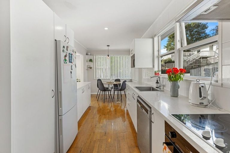 Photo of property in 39 Keegan Drive, Massey, Auckland, 0614