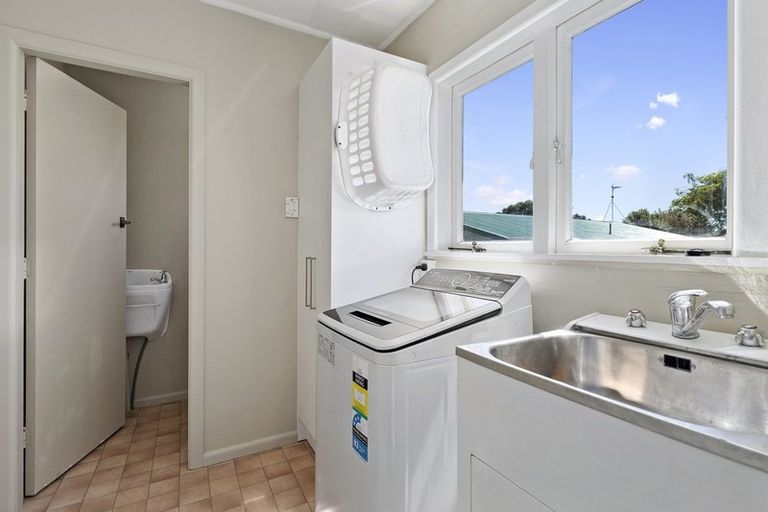 Photo of property in 54 Mount View Road, Melville, Hamilton, 3206