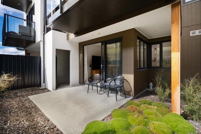 Photo of property in 23/12 George Bullen Lane, Arthurs Point, Queenstown, 9371