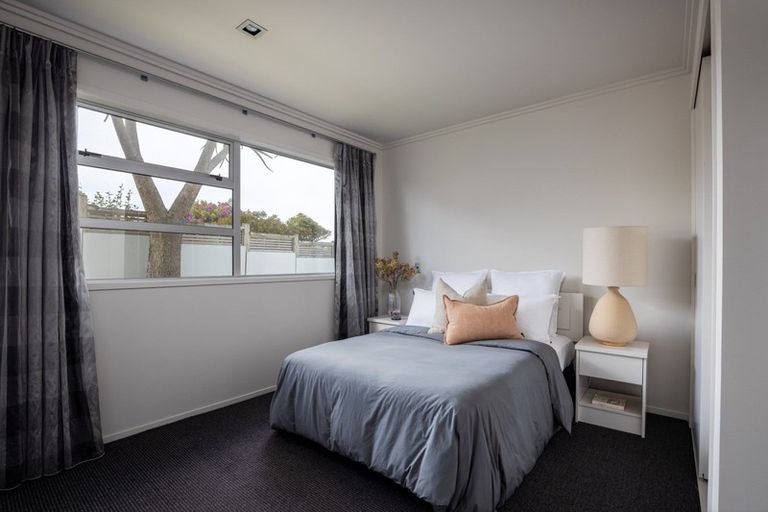 Photo of property in 9b Chilman Street, Strandon, New Plymouth, 4312