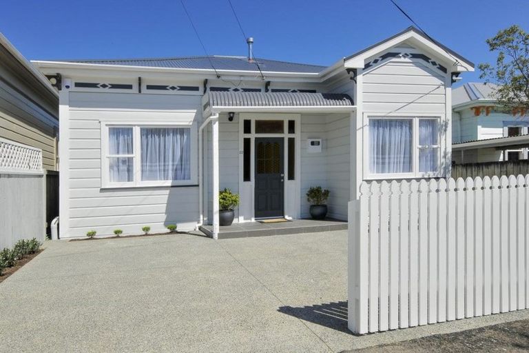 Photo of property in 22 Elizabeth Street, Petone, Lower Hutt, 5012