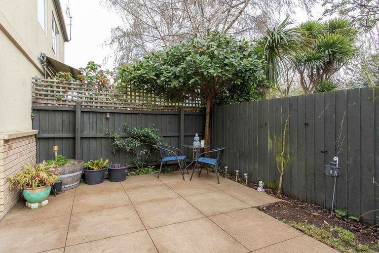 Photo of property in 4/487 Hereford Street, Linwood, Christchurch, 8011