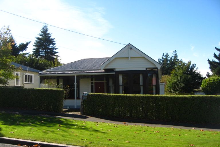 Photo of property in 14 Glenross Street, Glenross, Dunedin, 9011