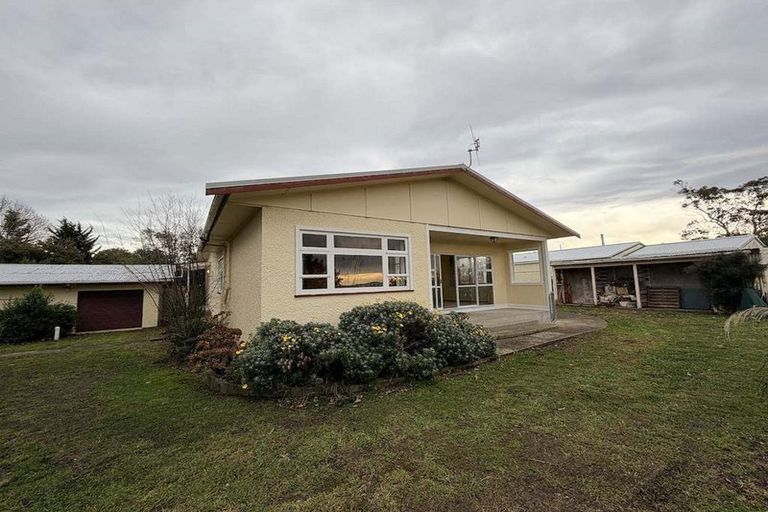 Photo of property in 13 Joseph Street, Taieri Beach, Taieri Mouth, 9091