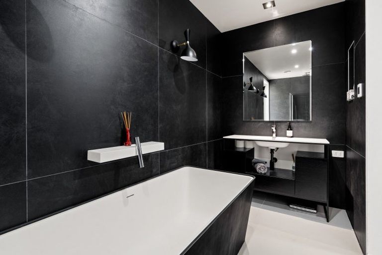 Photo of property in 129 Doon Street, Waverley, Dunedin, 9013