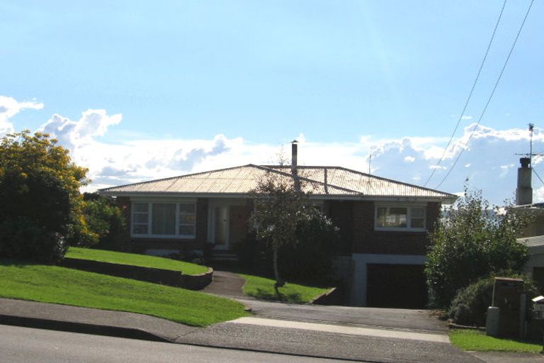 Photo of property in 31 Takutai Avenue, Bucklands Beach, Auckland, 2012