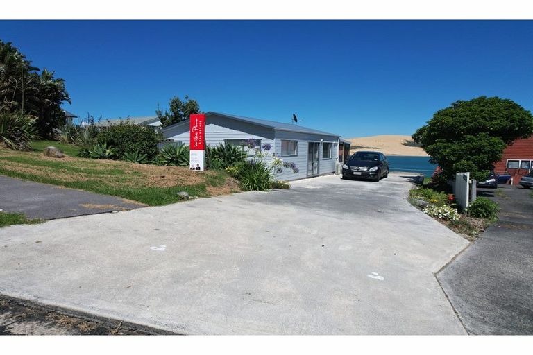 Photo of property in 20 Taumatawiwi Street, Opononi, Kaikohe, 0473