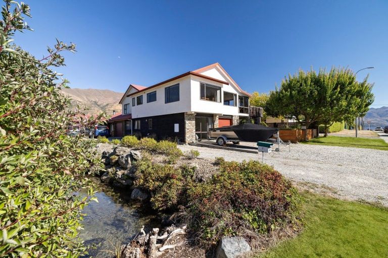 Photo of property in 87a Roche Street, Wanaka, 9305