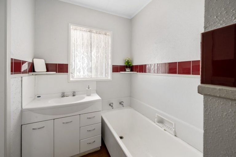 Photo of property in 7 Crail Avenue, Flaxmere, Hastings, 4120