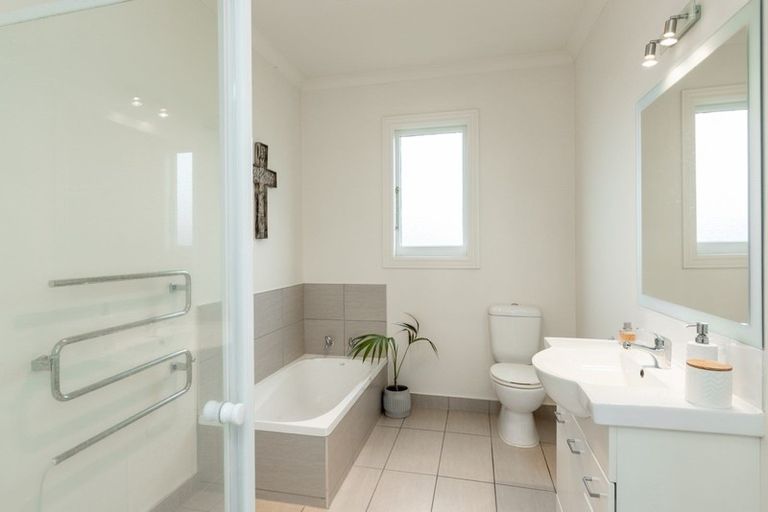 Photo of property in 511 Southampton Street West, Hastings, 4122