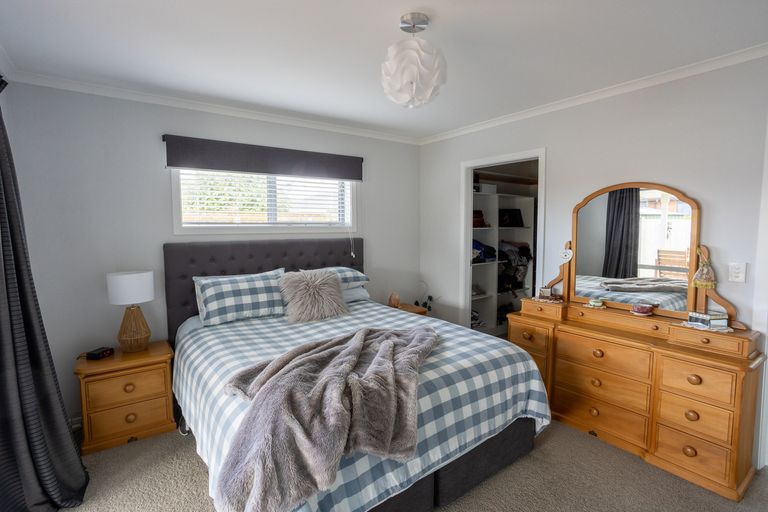 Photo of property in 22 Austin Reid Avenue, Carterton, 5713