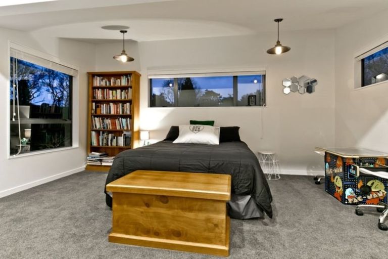 Photo of property in 6 Birchwood Grove, Greenhithe, Auckland, 0632