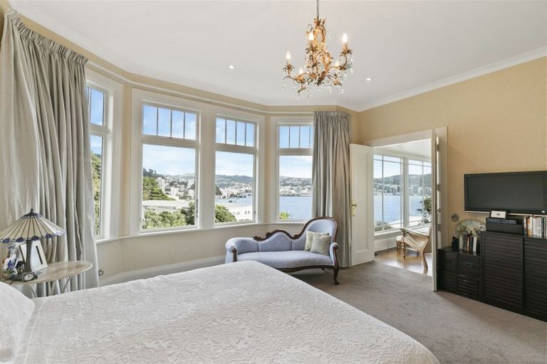 Photo of property in 12 Carlton Gore Road, Roseneath, Wellington, 6011