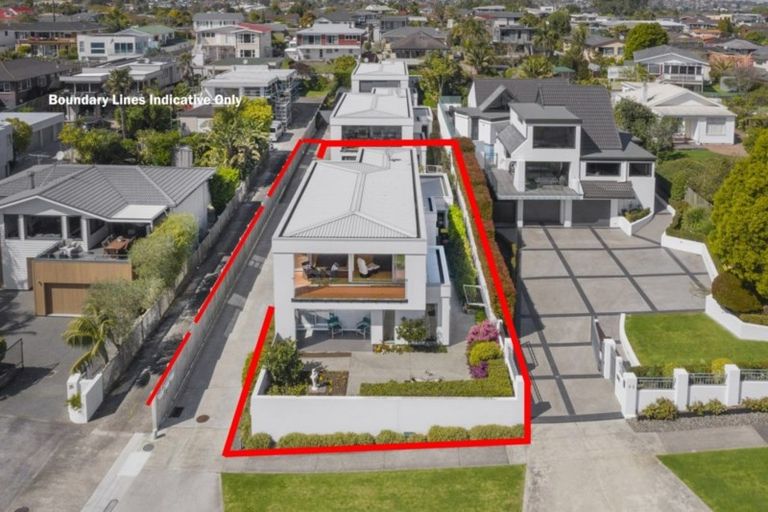 Photo of property in 38 Takutai Avenue, Bucklands Beach, Auckland, 2012