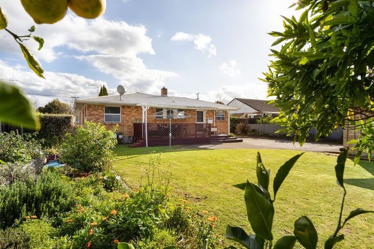 Photo of property in 84 Shakespeare Street, Leamington, Cambridge, 3432