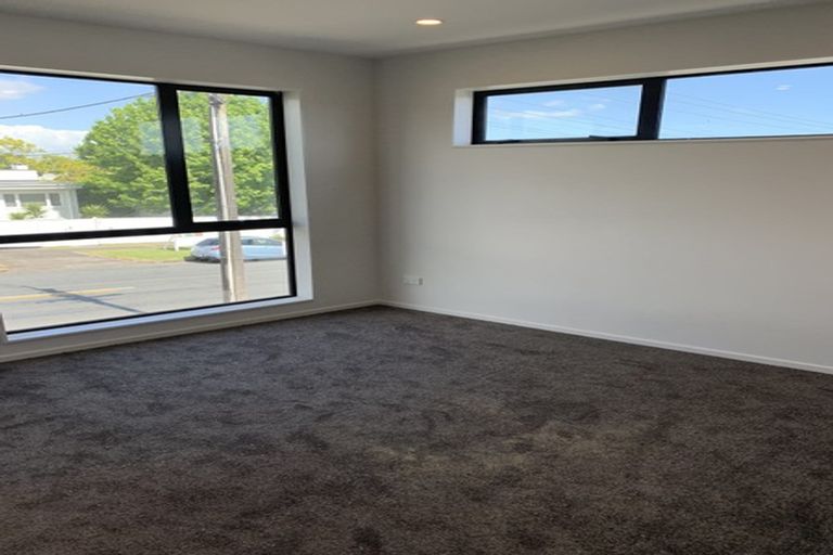 Photo of property in 69b Astley Avenue, New Lynn, Auckland, 0600