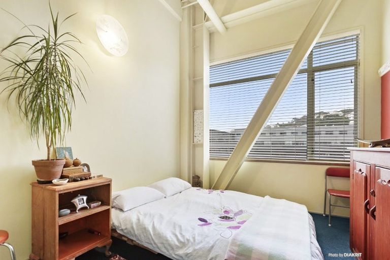 Photo of property in Qba Apartments, 2i/51 Webb Street, Mount Cook, Wellington, 6011