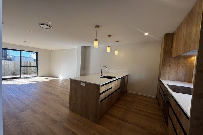Photo of property in 5/6 Gilberthorpes Road, Islington, Christchurch, 8042
